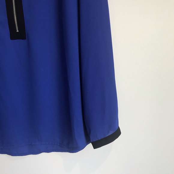 GORGEOUS ROYAL BLUE CHIFFON TOP - Picture 2 of 5